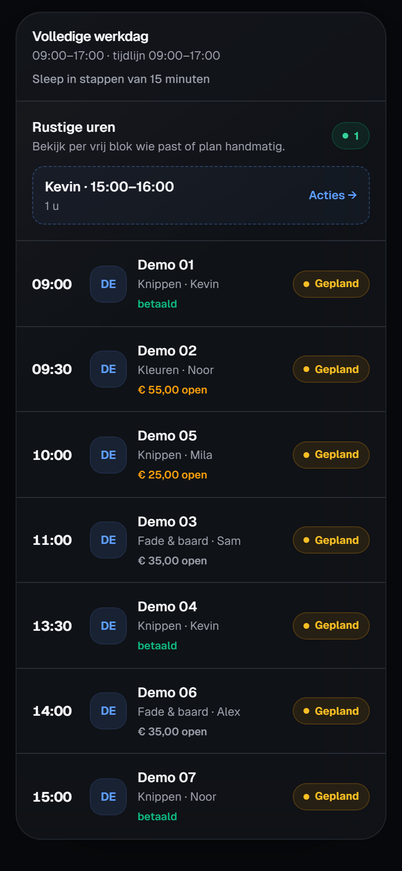 Echte BarbrFlow-webagenda op telefoon · fictieve demogegevens.